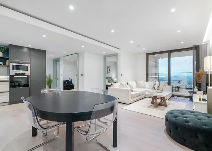 Luxury 2-Bed Next To Hyde Park