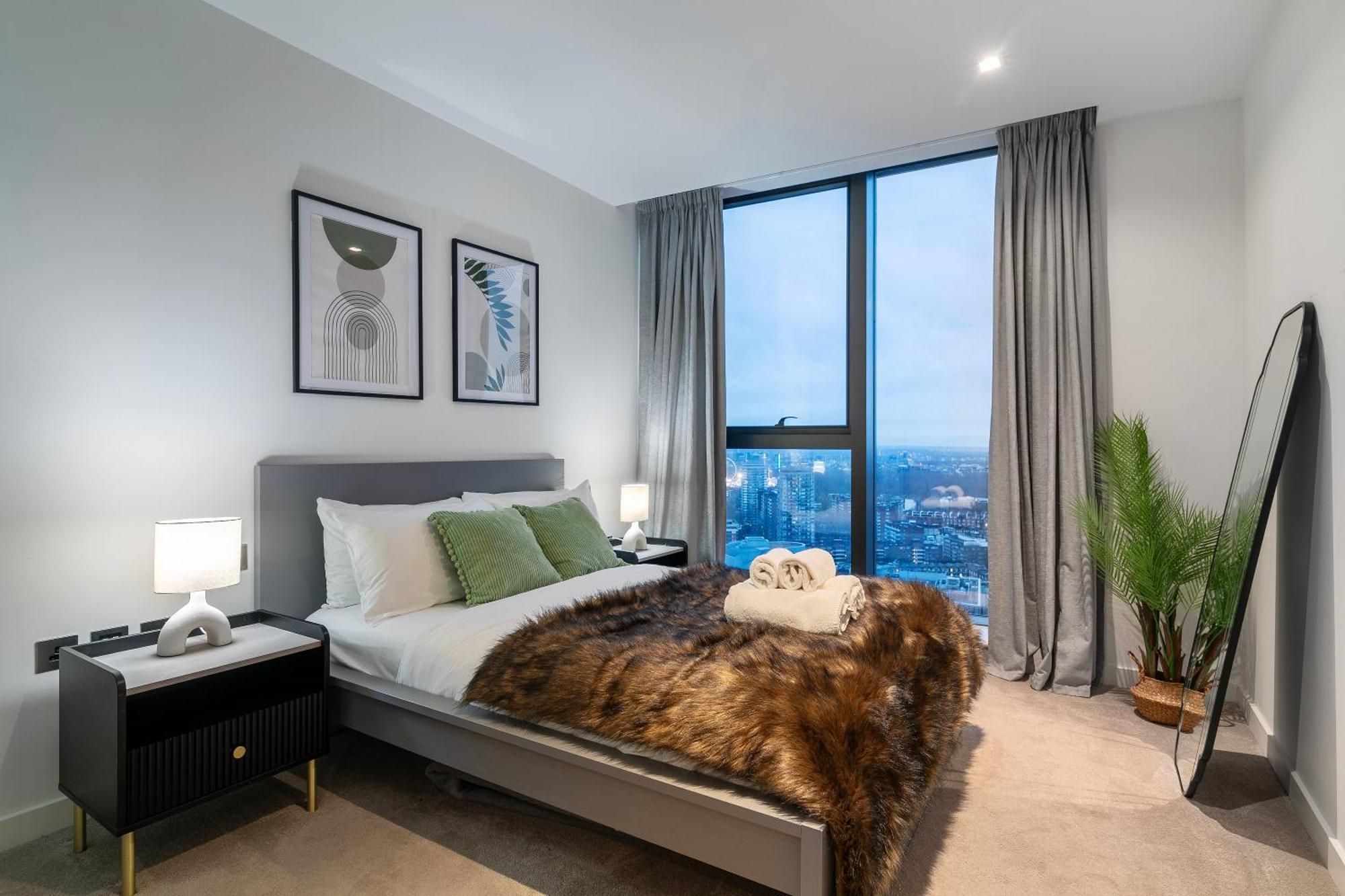 Appartamento Luxury 2-bed Next To Hyde Park Londra